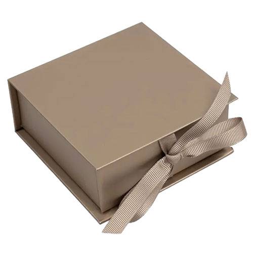 Box: Matte Champagne, Side: Matte Champagne