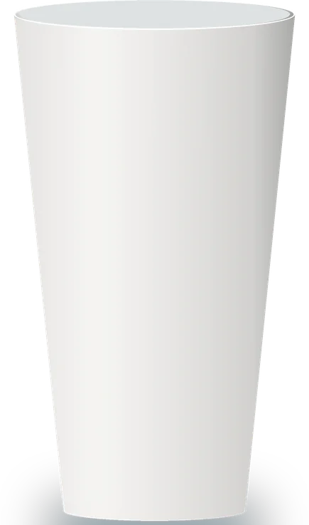 Blank 32 oz paper cup drawn to scale
